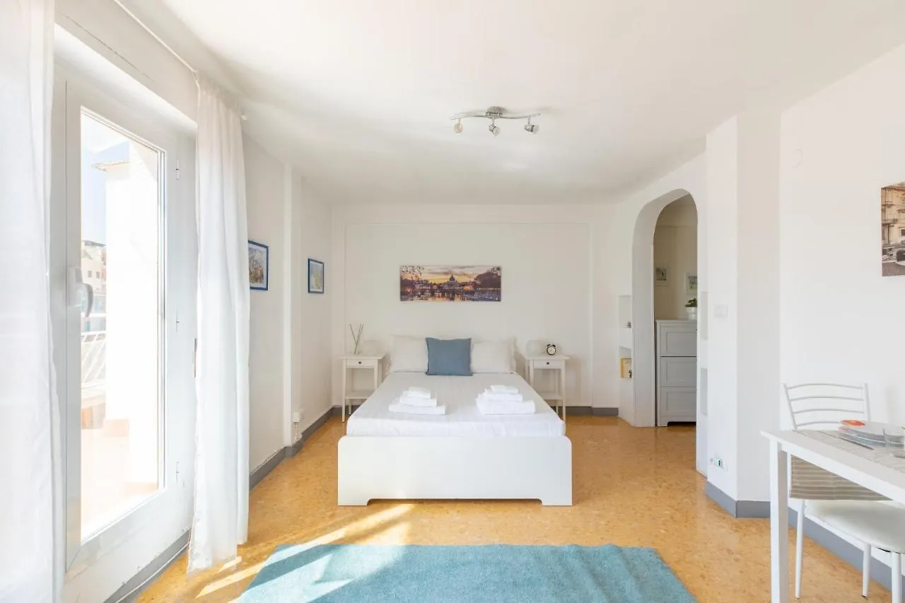 Appartement Iflat Shiny Penthouse In Balduina à Rome